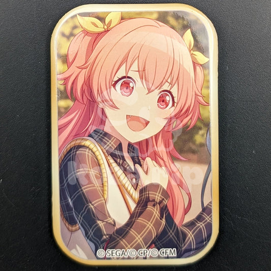 Project SEKAI - Square Can Badge - Airi Momoi ("Wishing to the Blue Sky for Your Happiness!" trained ver.)